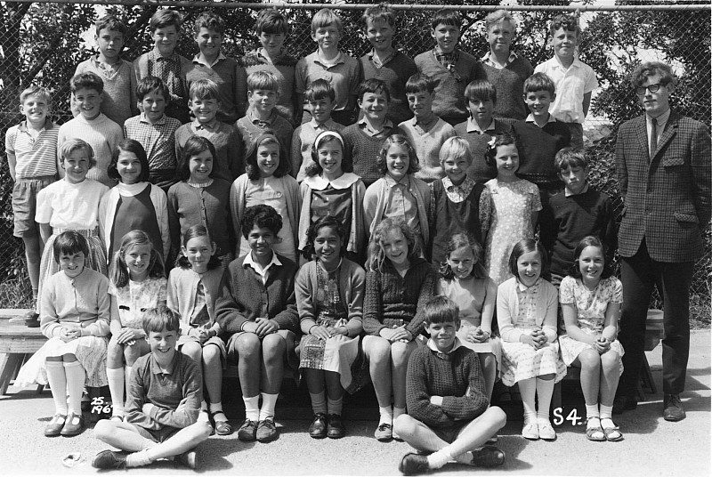 Khandallah School Standard 4 1967 - click on image for larger picture