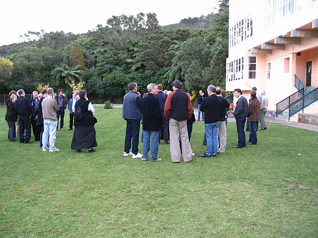 Khandallah School Reunion 2005 - click on image for larger picture
