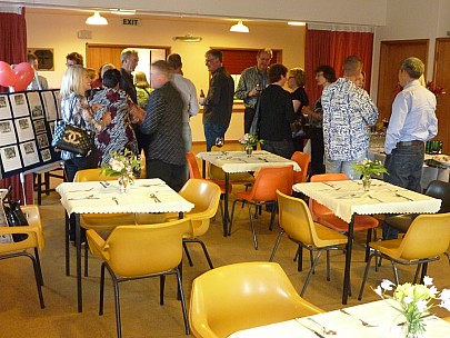 Reunion dinner (2009-11-07 18.37.04 P1000500 Simon.jpeg)