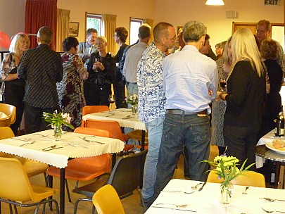 Reunion dinner (2009-11-07 18.37.44 P1000501 Simon.jpeg)