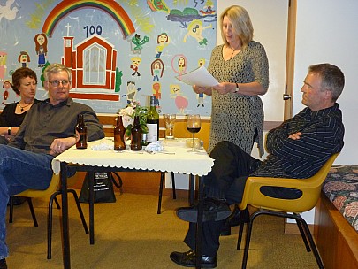 Reunion dinner (2009-11-07 22.04.01 P1000526 Simon.jpeg)